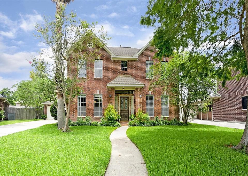 Beautiful Cul-de-sac home!