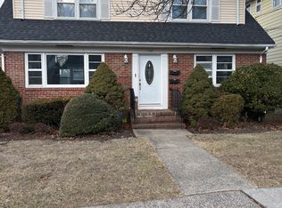 118 Vanderburgh Ave FLOOR 1, Rutherford, NJ 07070