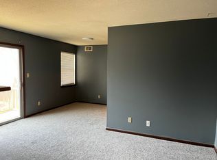 Corder Place, Lees Summit, MO 64063