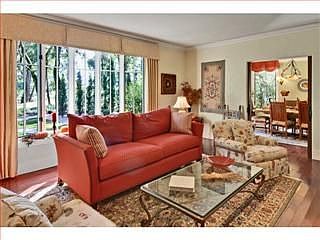 3rd image of 160 Woods Cove Ln