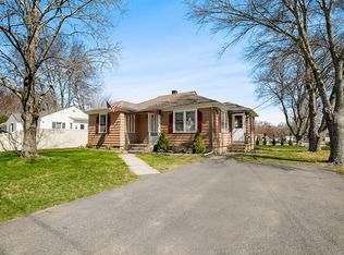 7 Quinn St, North Attleboro, MA 02760