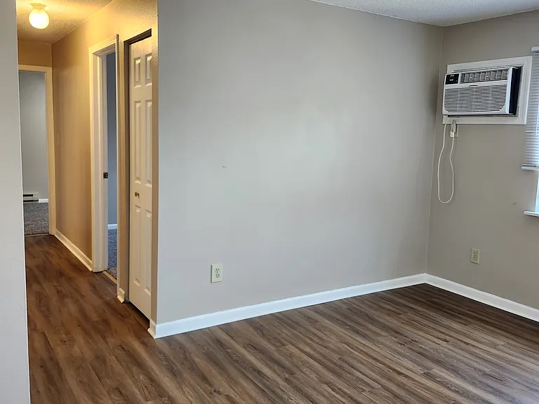 2104 Lincoln Ave — Photo 11