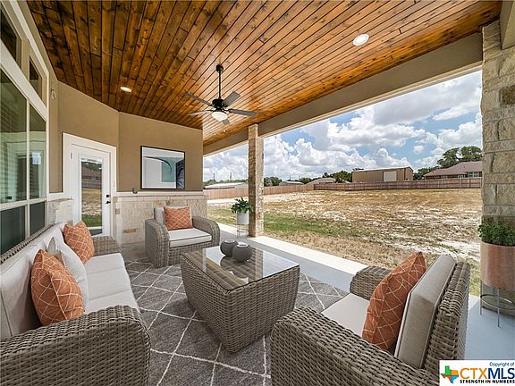 3rd image of 205 Cibolo Way