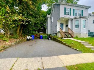 26 Mills Ave, Middletown, NY 10940