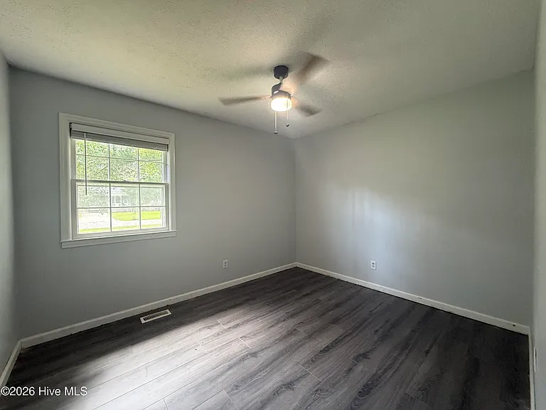 126 Woodland Dr — Photo 21