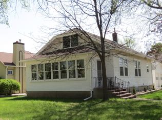 702 3rd St, Brookings, SD 57006