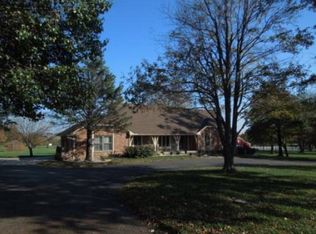 15785 Switzer Rd, Overland Park, KS 66221