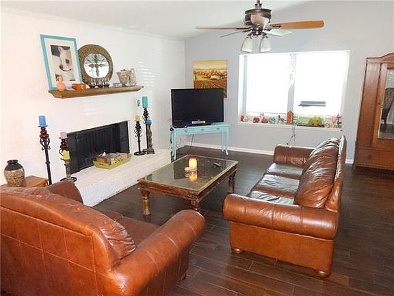 3rd image of 5411 Grantmont Dr