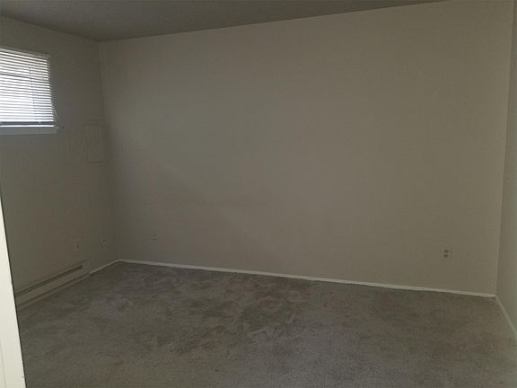 4th image of 9223 N Lake Dr SW