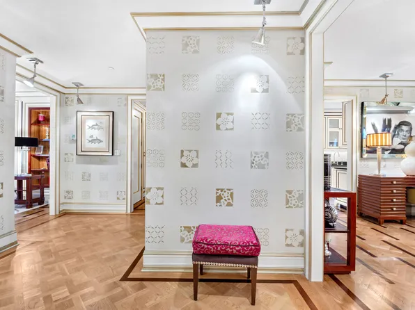 1 Central Park South image 10 of 28