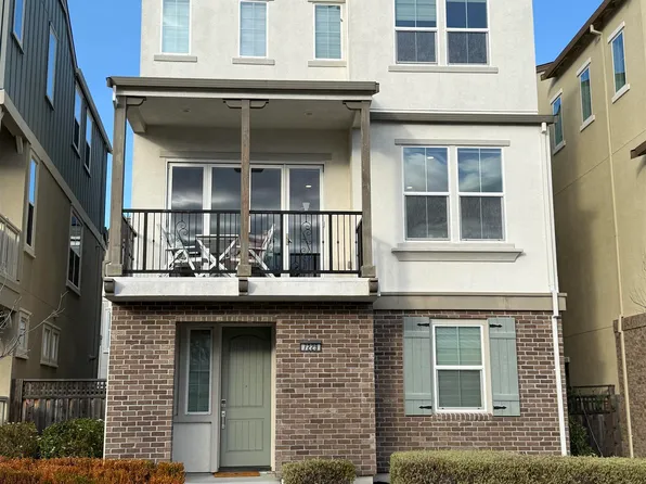 7229 Calistoga Ln, Dublin, CA 94568