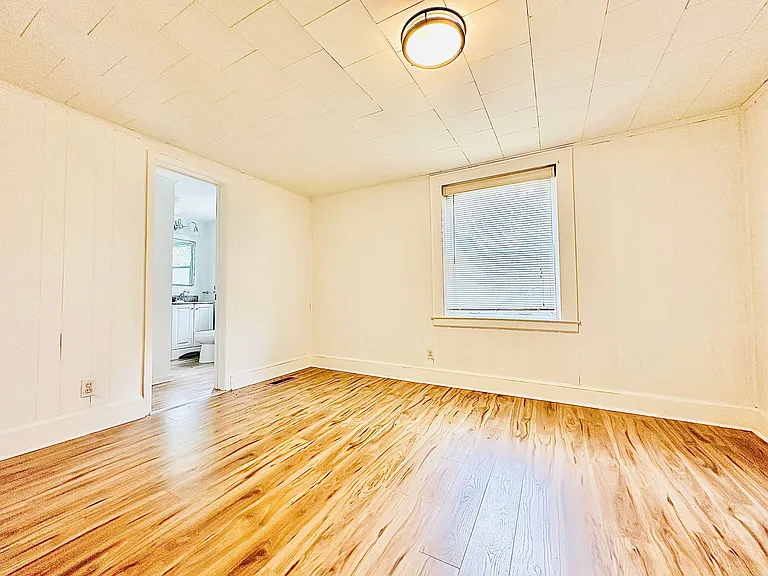 2716 Fawn Ave — Photo 8