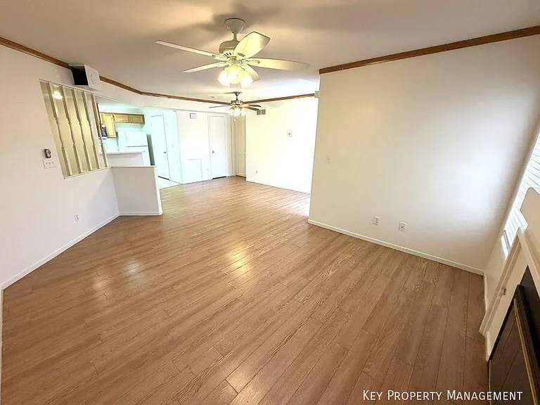 4555 E Sahara Ave #173 — Photo 3