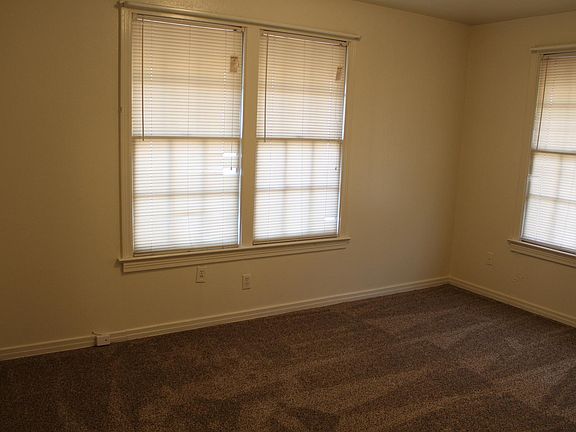 4th image of 2650 Randolph St