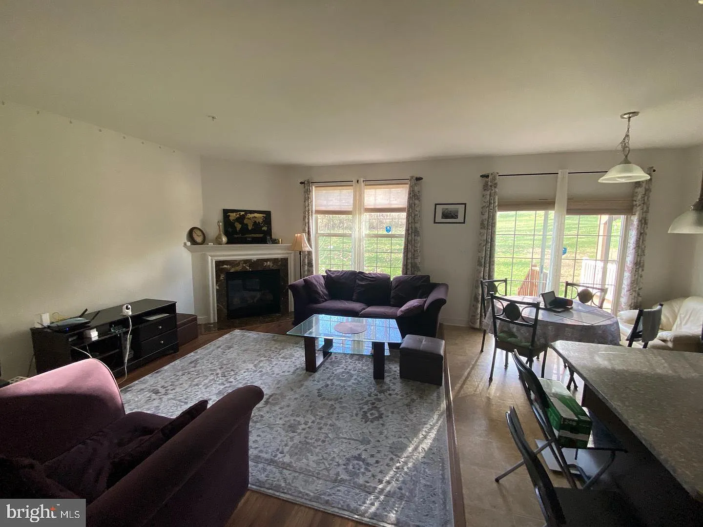 3 bed, 2.5 bath, 1978 sqft, $3,000 — Photo 4