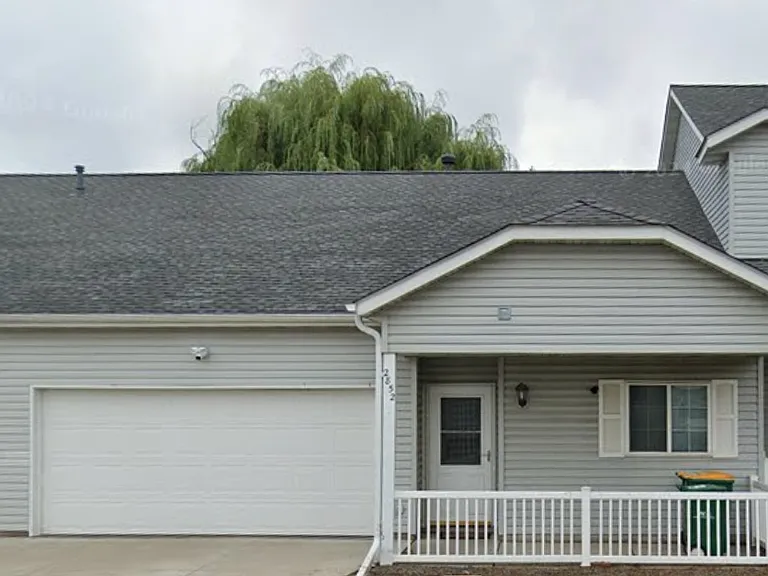 2852 Brewers Ln — Photo 1