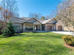 6123 Wiltshire Dr #6, Hickory, NC 28601