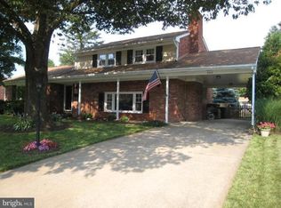 808 Wage Dr SW, Leesburg, VA 20175