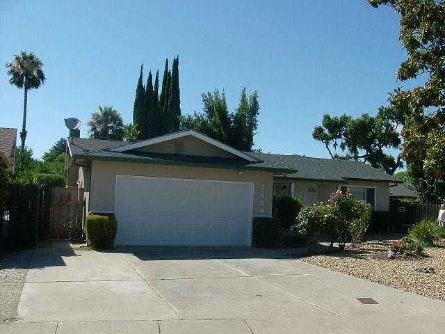 1st image of 2669 Bunker Hill Dr