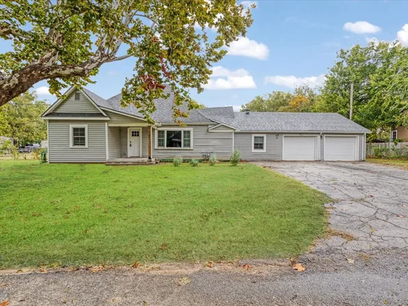 107 S Branch St, Bells, TX 75414