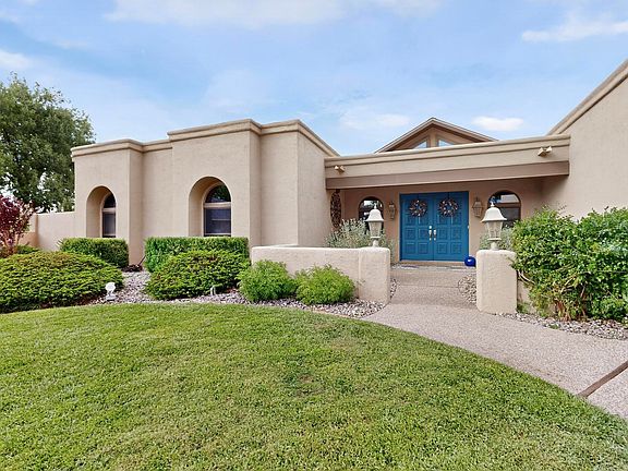 3rd image of 6200 Pueblo Verde NE