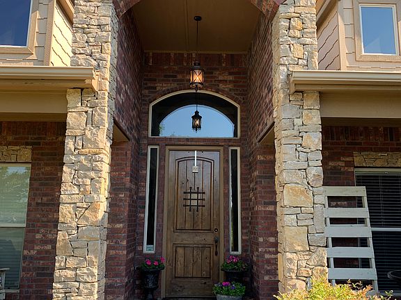 2nd image of 5195 E Hickory Bluff Dr