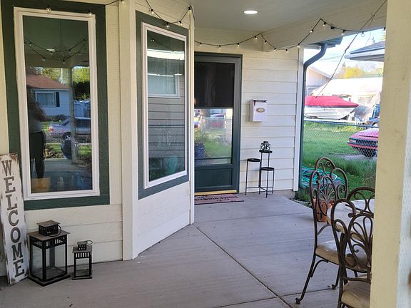 2nd image of 4114 W Olympic Ave