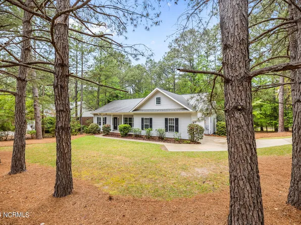 295 Merion Circle, Pinehurst, NC 28374