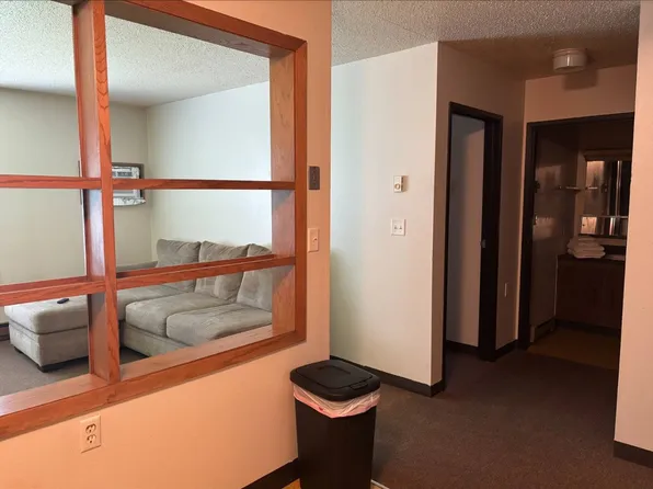 601 Main St, Finley, ND 58230