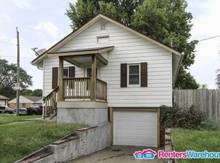 1532 Hull Ave, Des Moines, IA 50316