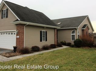 401 Silver Oaks Dr, Harrisonburg, VA 22801