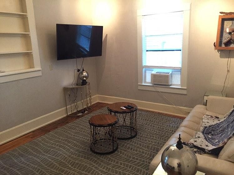 1st image of 824 E University Ave #2