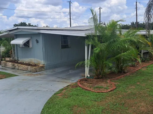 44 Paradise Lake Dr, Lake Placid, FL 33852
