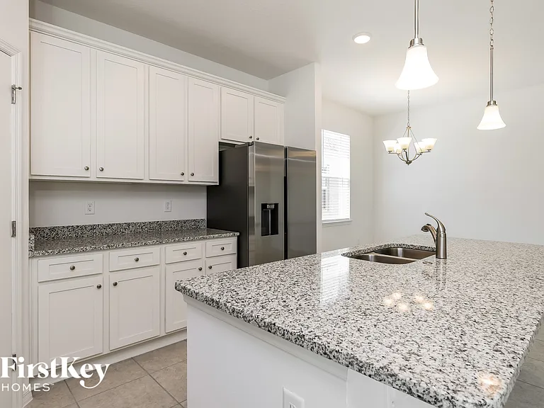 1156 Spokane Point — Photo 7