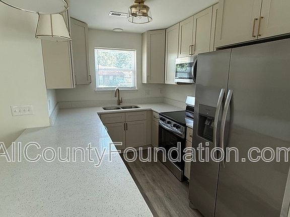 5th image of 123 Woodduck Dr #A