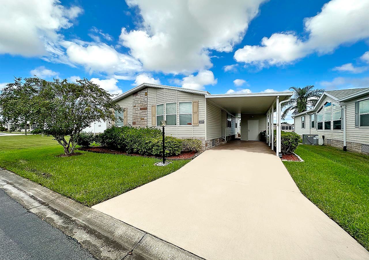 2558 Lakes Of Melbourne Dr 513, Melbourne, FL 32904 Zillow