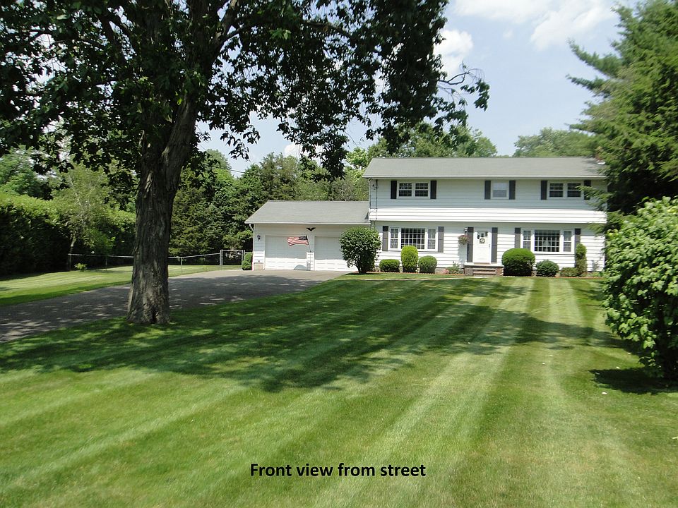 1st image of 35 Beaver Dr