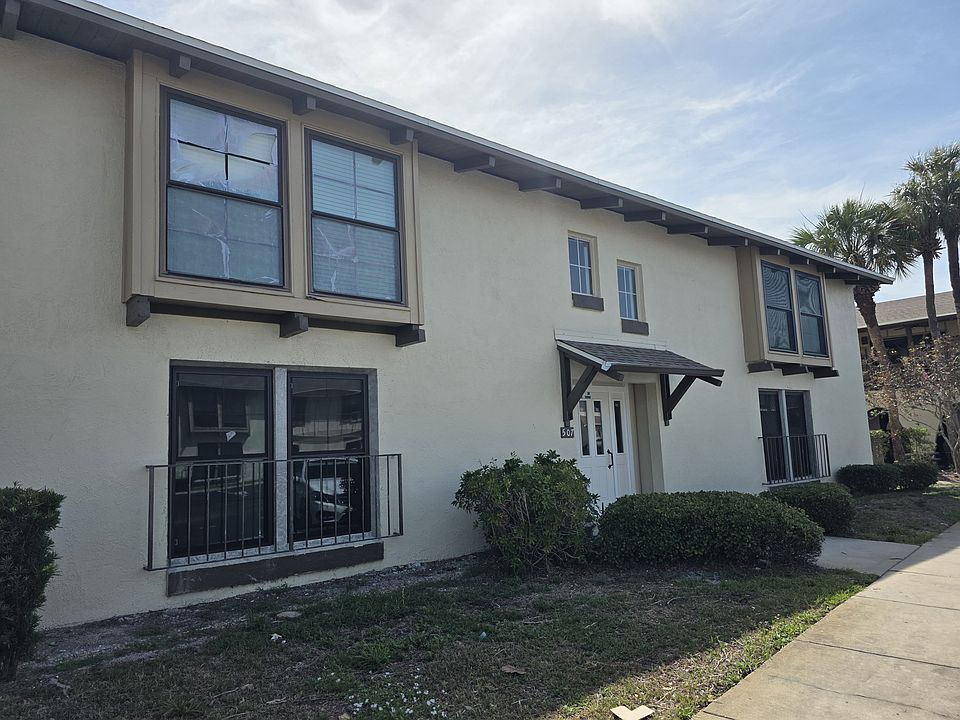 1st image of 507 Plaza Seville Ct APT 14