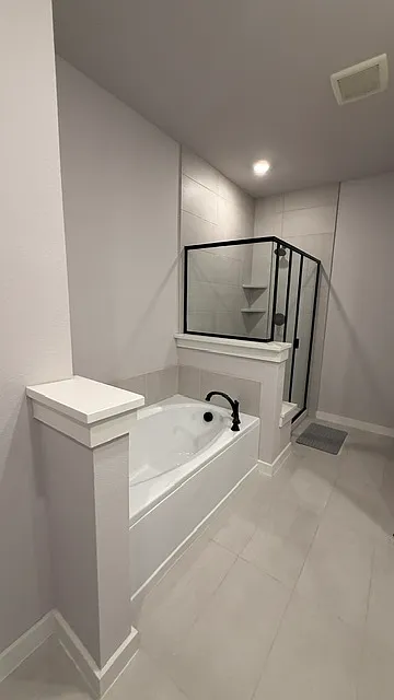 3 bed, 2.5 bath, 1814 sqft, $3,200 — Photo 4