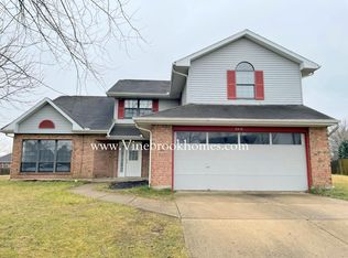 8810 Classic Ct, Dayton, OH 45424