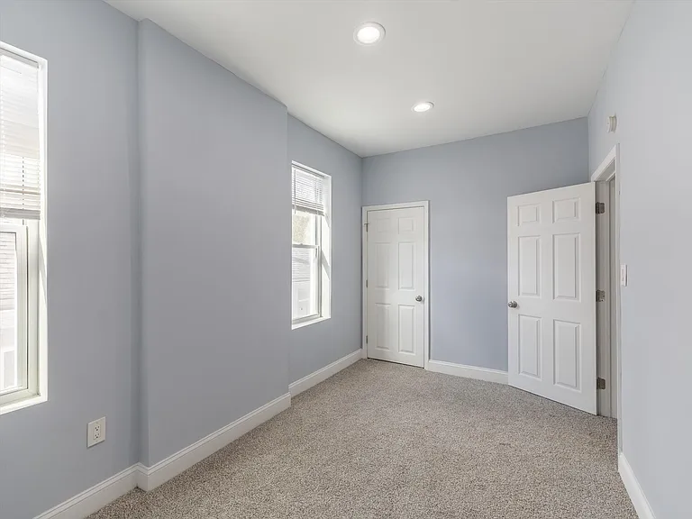 19 Osborn St — Photo 19