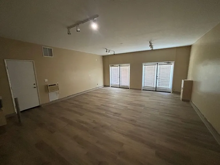 616 Morningside Ct — Photo 14
