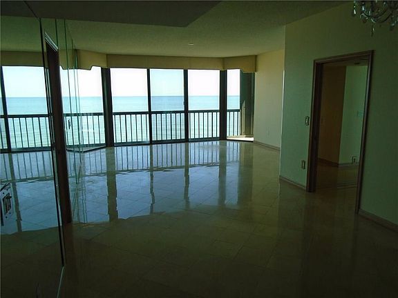 5th image of 8800 S Ocean Dr #Penthouse 1405-0