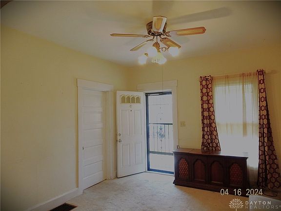2nd image of 803 17th Ave