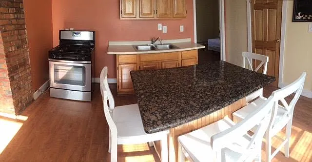 206 California Ave #3 — Photo 11