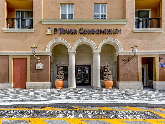 2nd image of 651 Okeechobee Blvd APT 1101