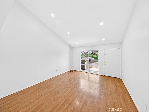 5th image of 3054 Associated Rd Unit 26