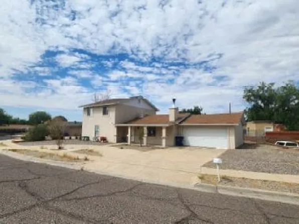 1820 Altura Ave, Las Cruces, NM 88001
