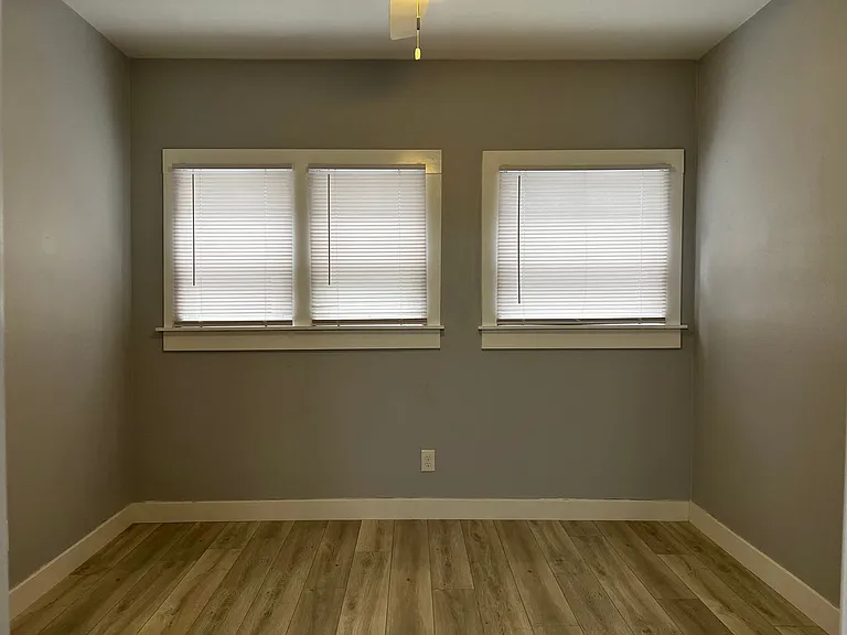 338 Cedar Ave — Photo 22