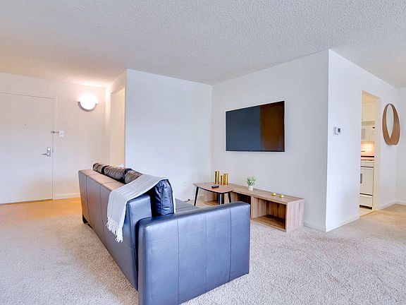 3rd image of 2361 Richmond Hwy Floor 10-ID1022525P